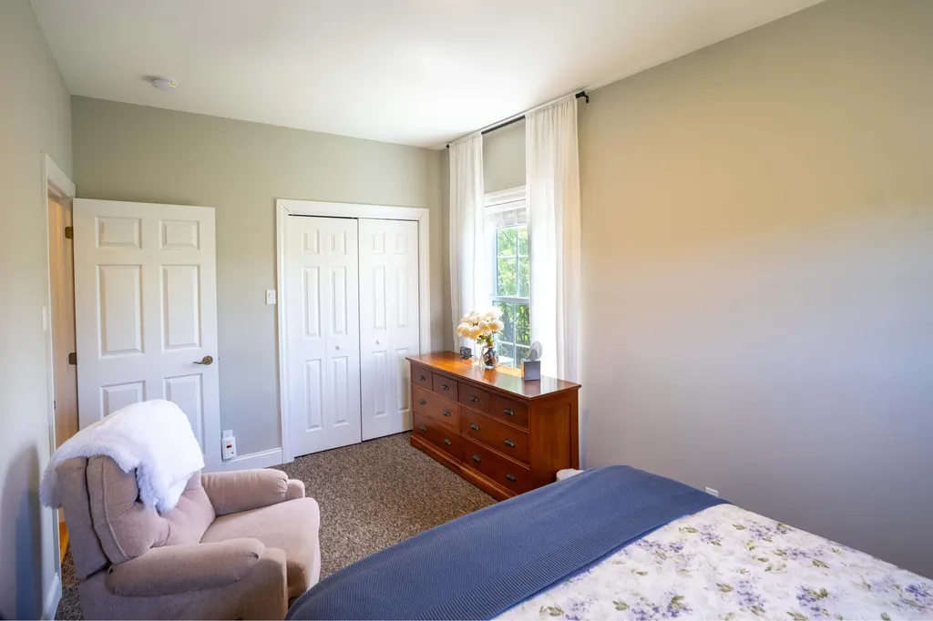 20 Easy Street Lubec ME 04652
