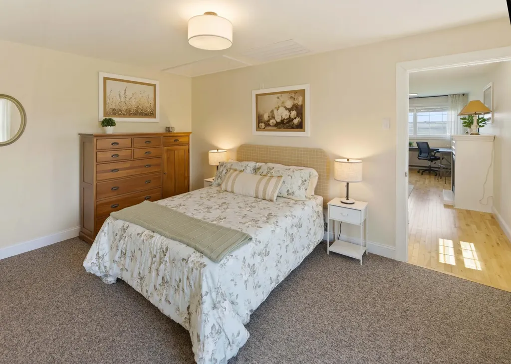 20 Easy Street Lubec ME 04652