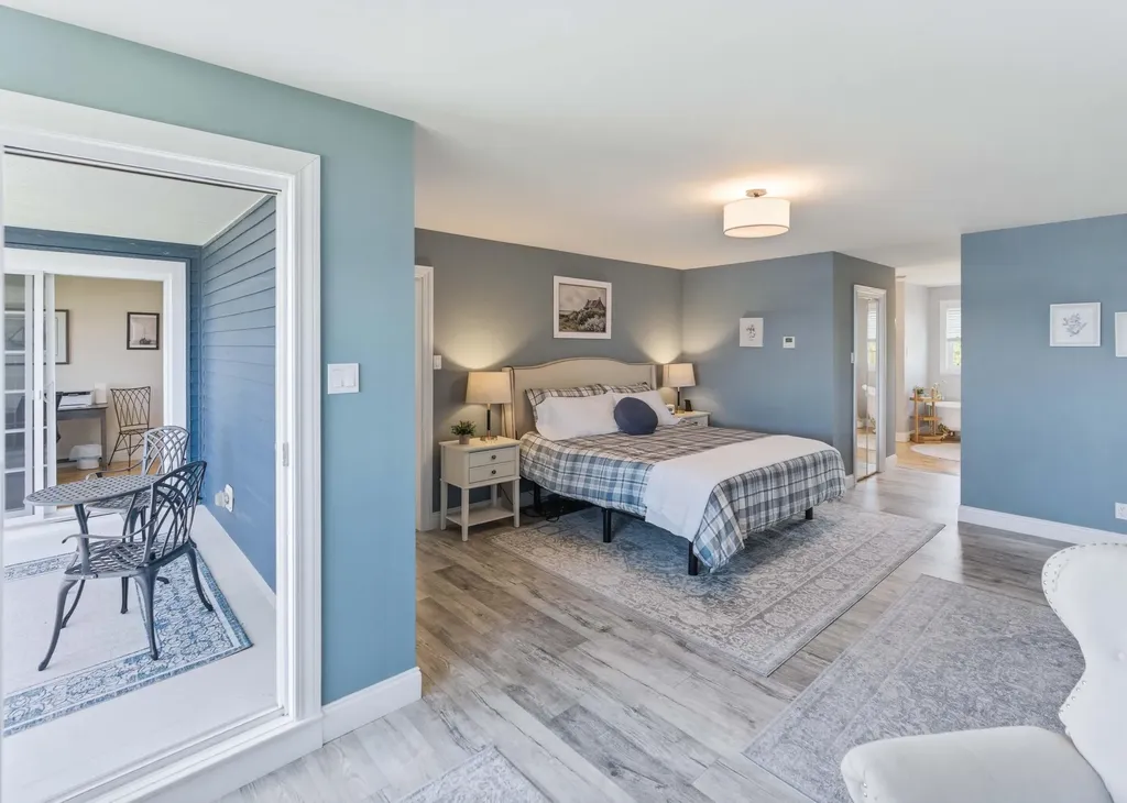 20 Easy Street Lubec ME 04652