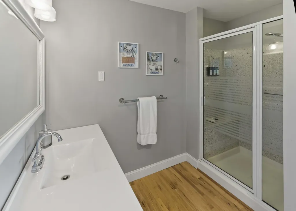20 Easy Street Lubec ME 04652