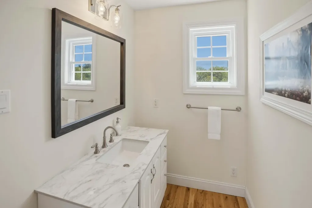 20 Easy Street Lubec ME 04652