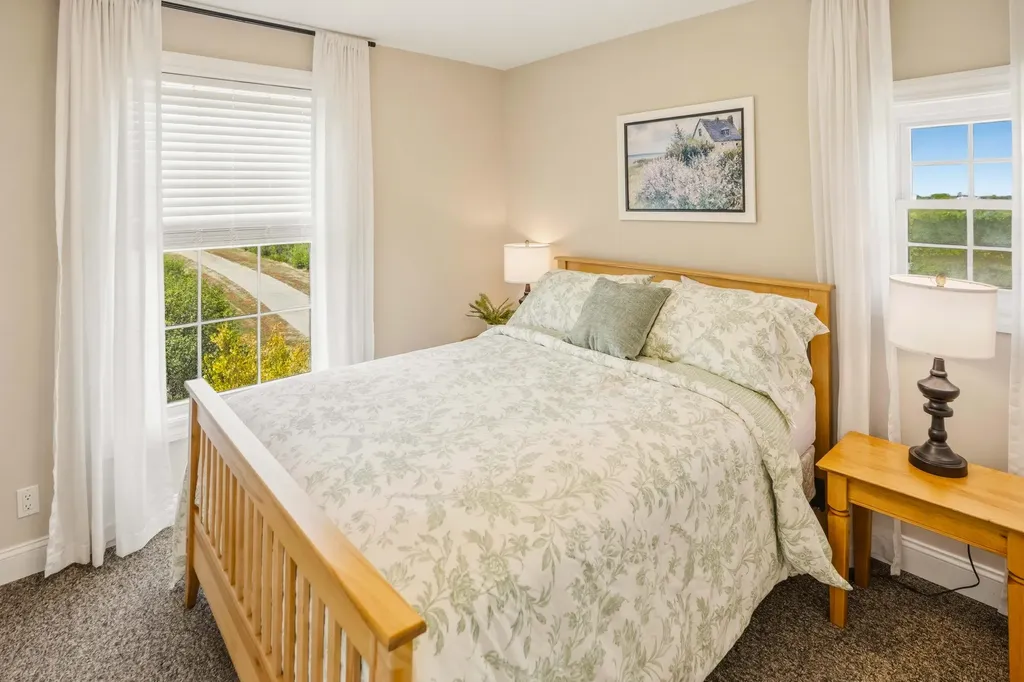 20 Easy Street Lubec ME 04652