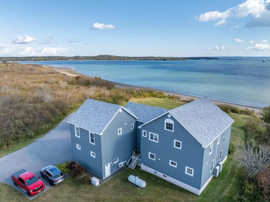 20 Easy Street Lubec ME 04652