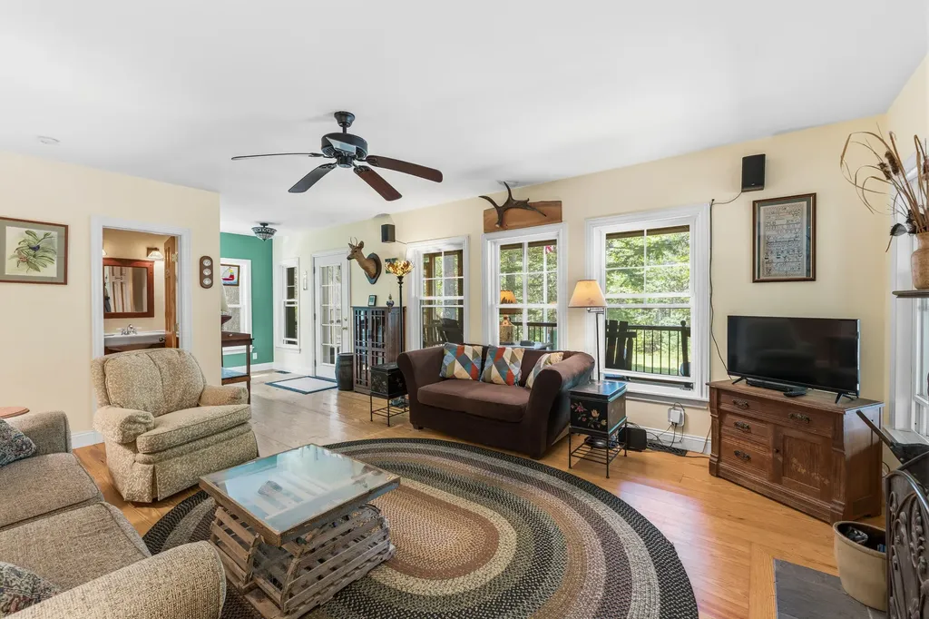 23 Peacock Lane Georgetown ME 04548