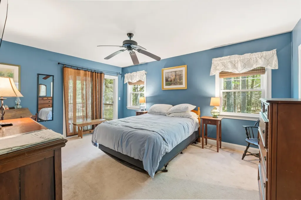 23 Peacock Lane Georgetown ME 04548