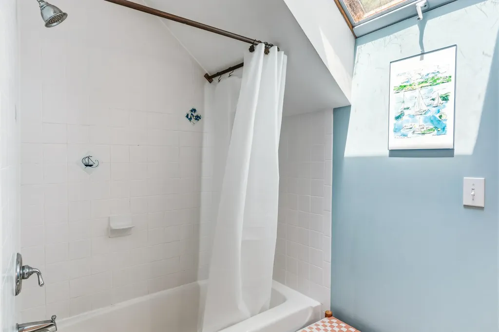 23 Peacock Lane Georgetown ME 04548