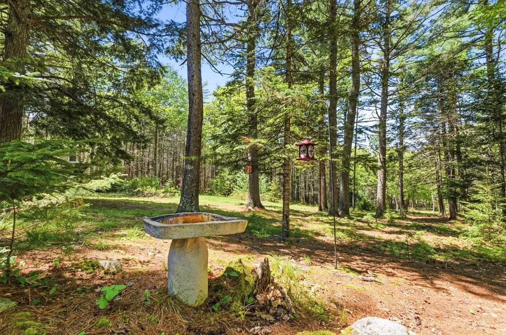 23 Peacock Lane Georgetown ME 04548