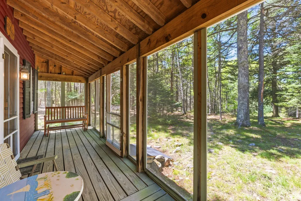 23 Peacock Lane Georgetown ME 04548