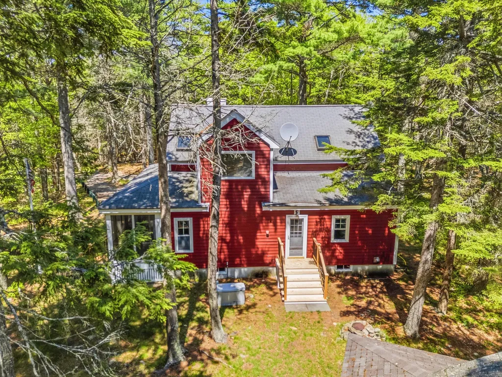 23 Peacock Lane Georgetown ME 04548