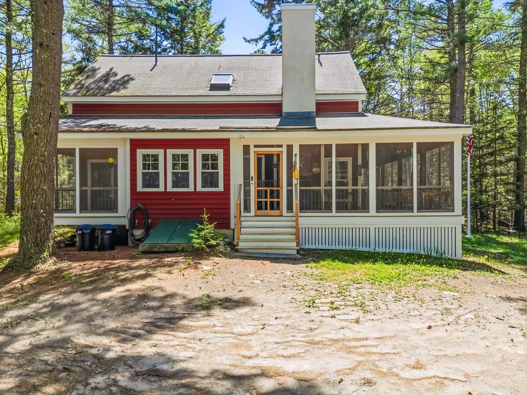 23 Peacock Lane Georgetown ME 04548