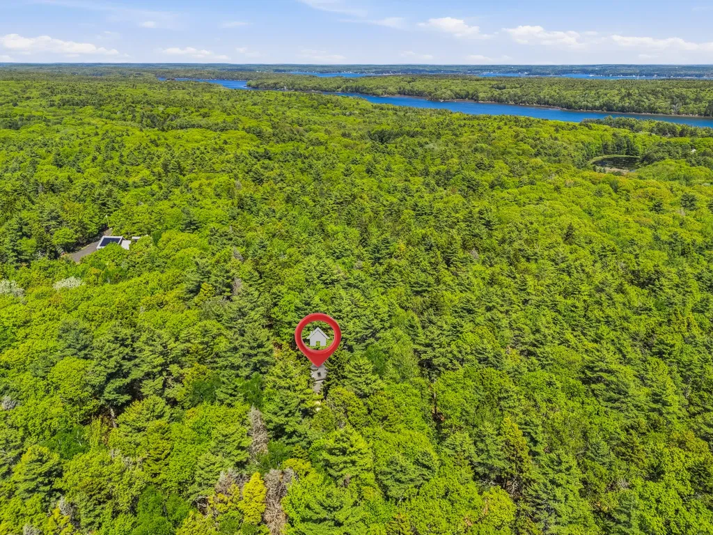 23 Peacock Lane Georgetown ME 04548