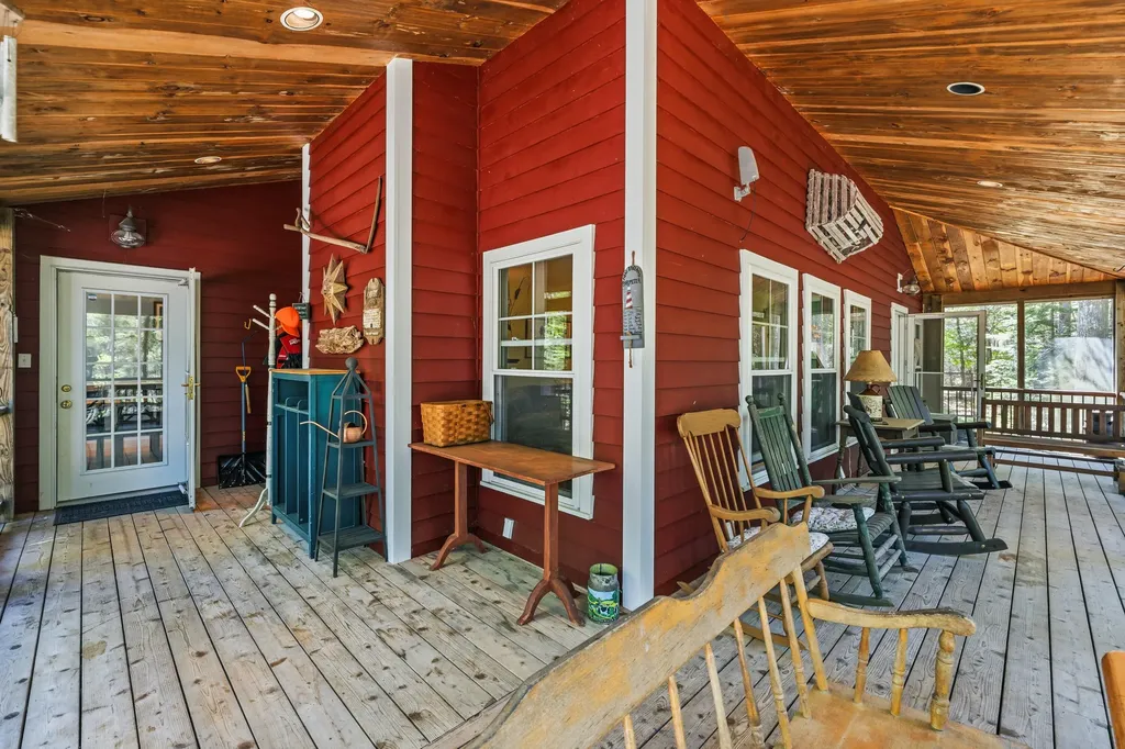 23 Peacock Lane Georgetown ME 04548