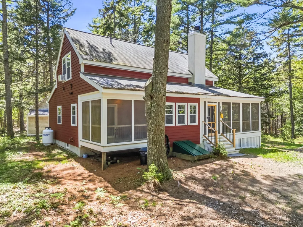 23 Peacock Lane Georgetown ME 04548