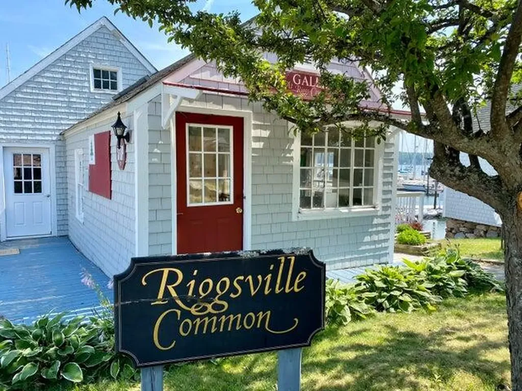 23 Peacock Lane Georgetown ME 04548