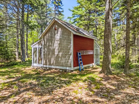 23 Peacock Lane Georgetown ME 04548