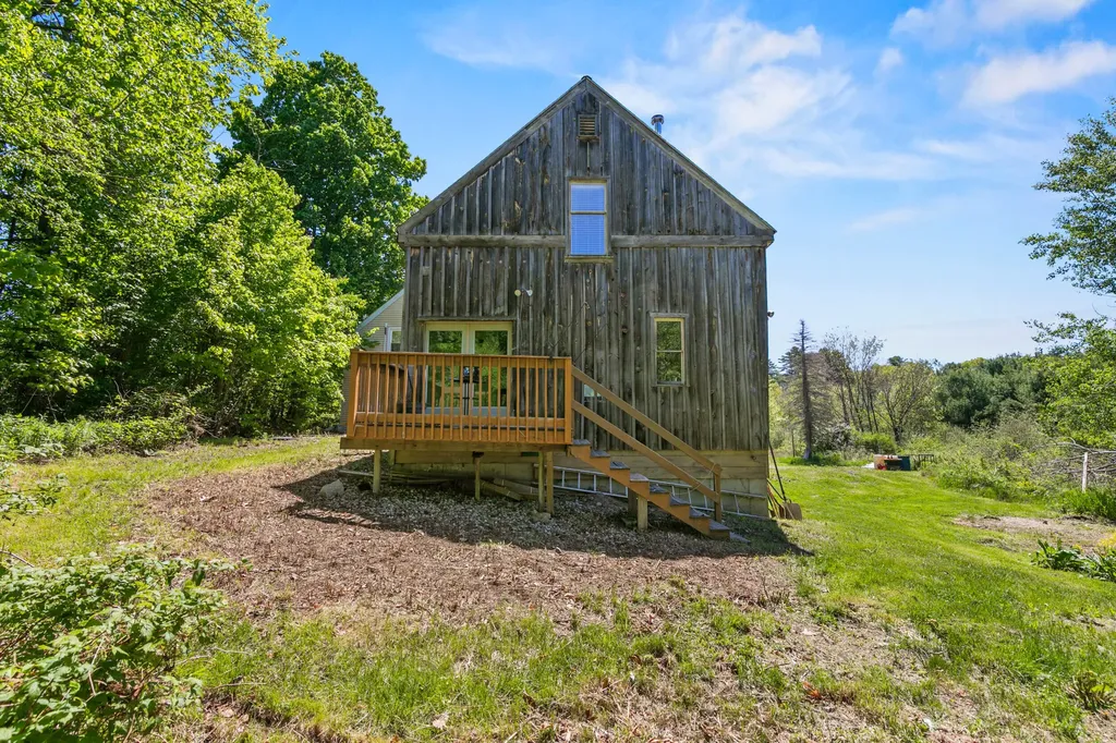 123 Lewiston Road Gray ME 04039