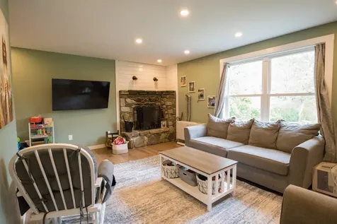 123 Lewiston Road Gray ME 04039
