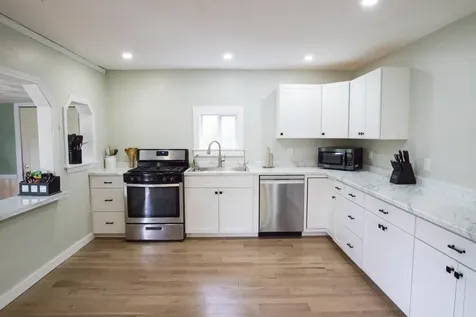 123 Lewiston Road Gray ME 04039