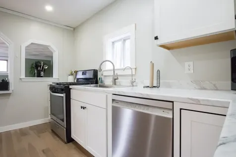 123 Lewiston Road Gray ME 04039