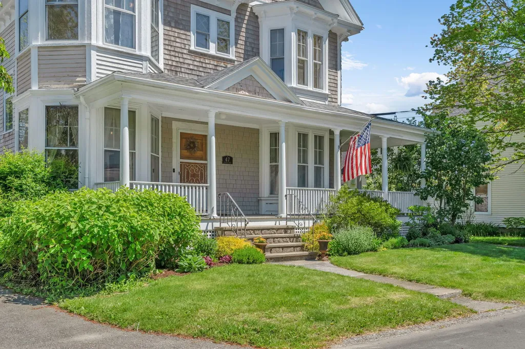 47 Masonic Street Rockland ME 04841