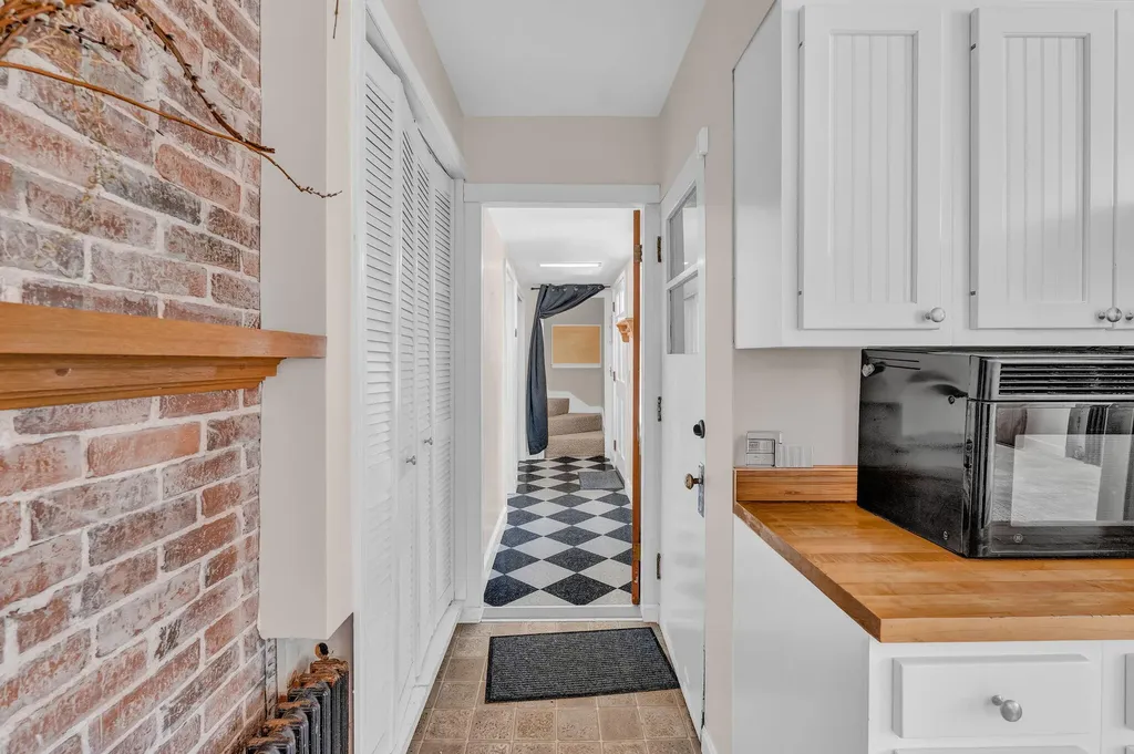 47 Masonic Street Rockland ME 04841