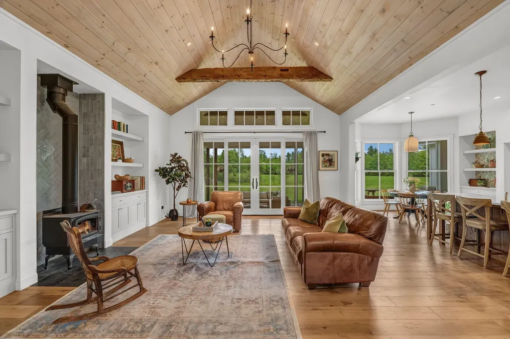 144 Hurricane Road Gorham ME 04038