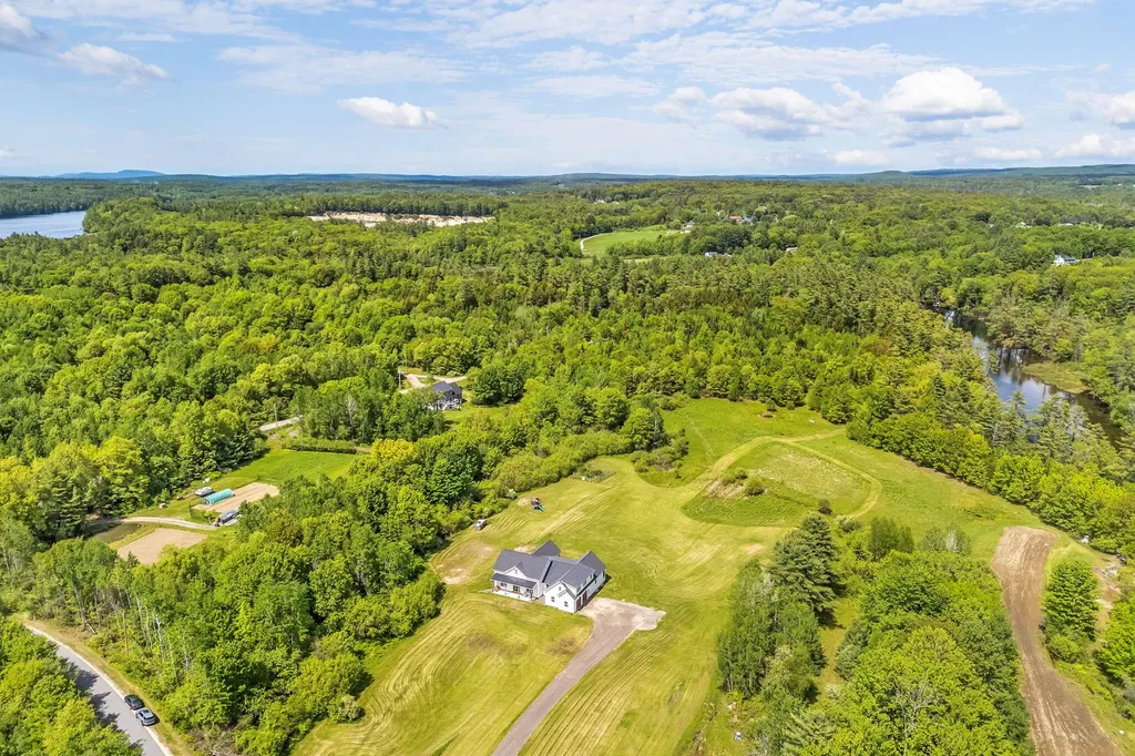 144 Hurricane Road Gorham ME 04038