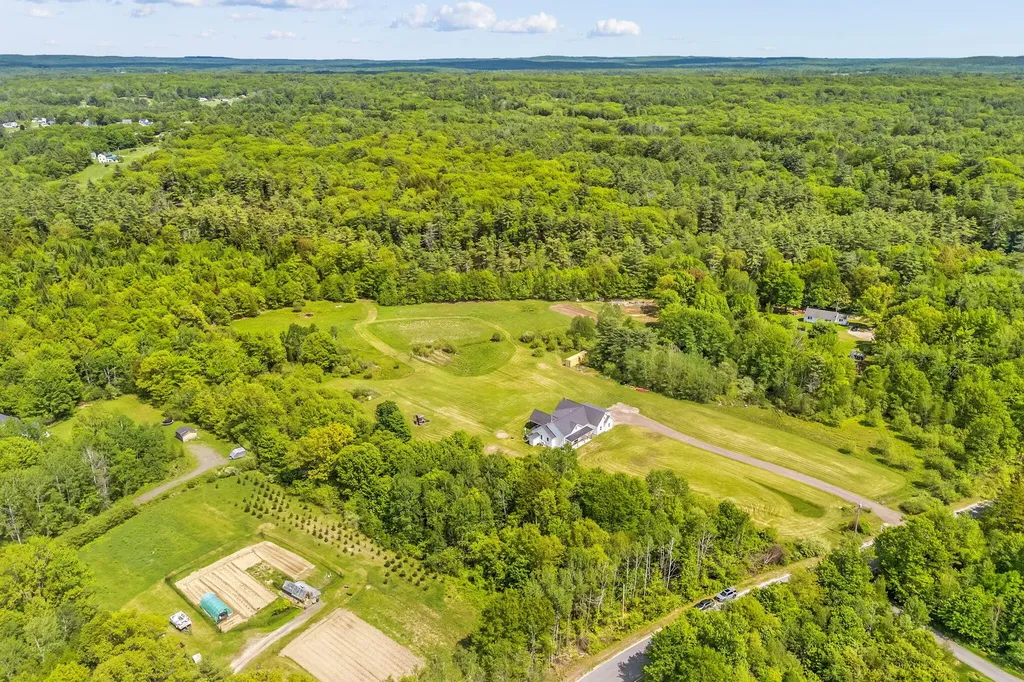 144 Hurricane Road Gorham ME 04038