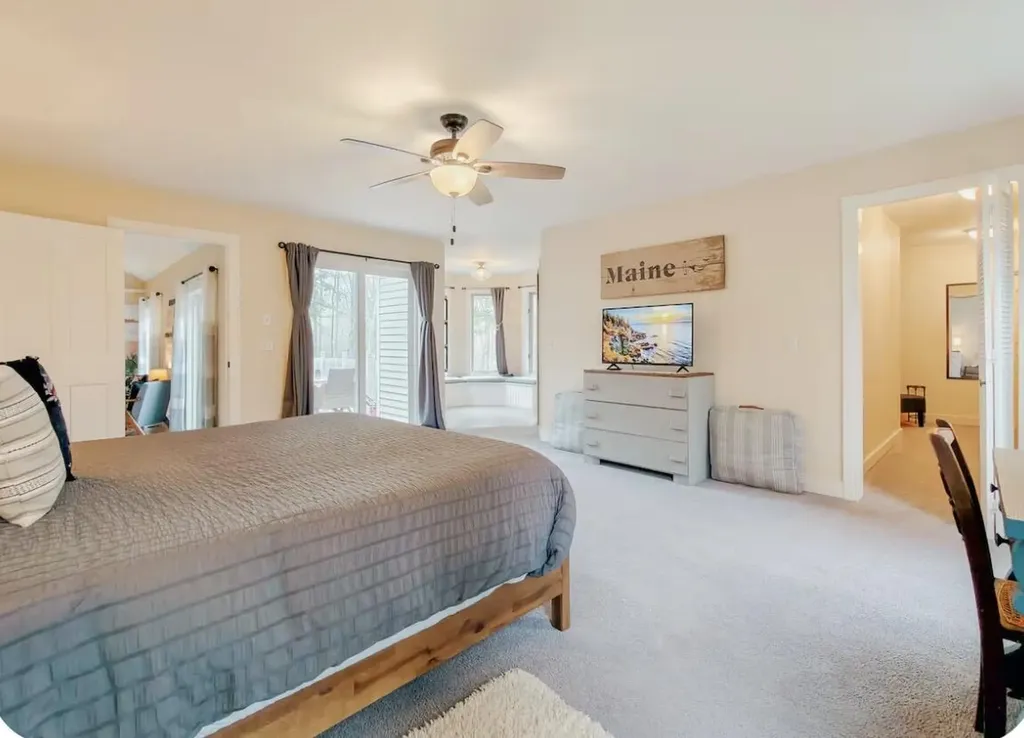 349 Douglas Highway Lamoine ME 04605