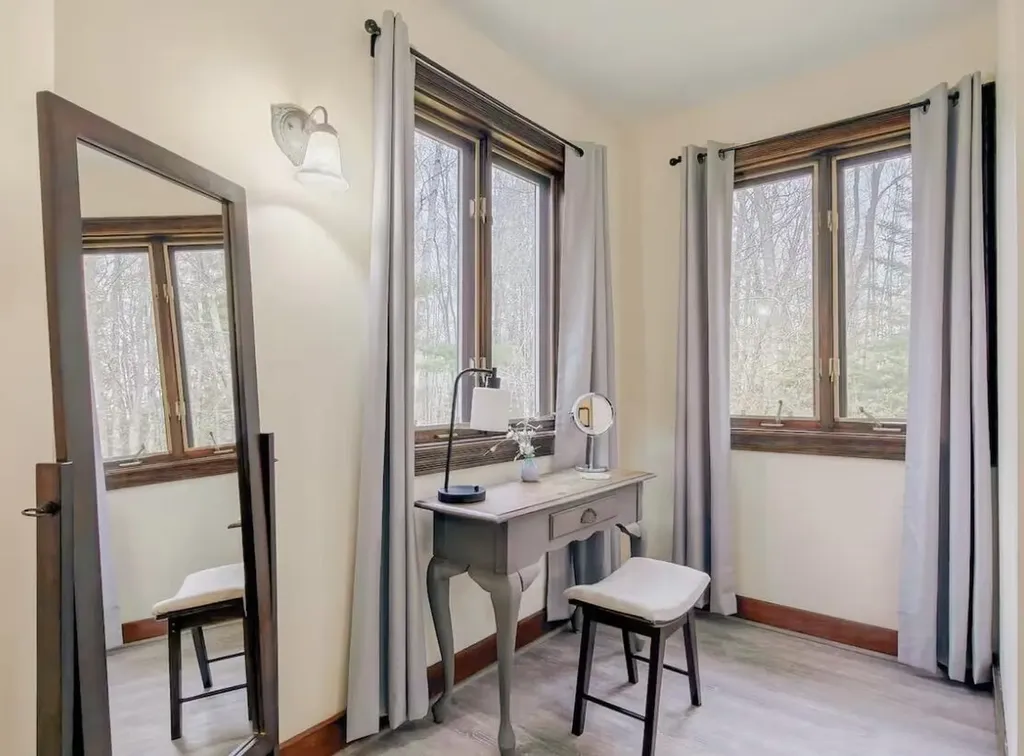 349 Douglas Highway Lamoine ME 04605