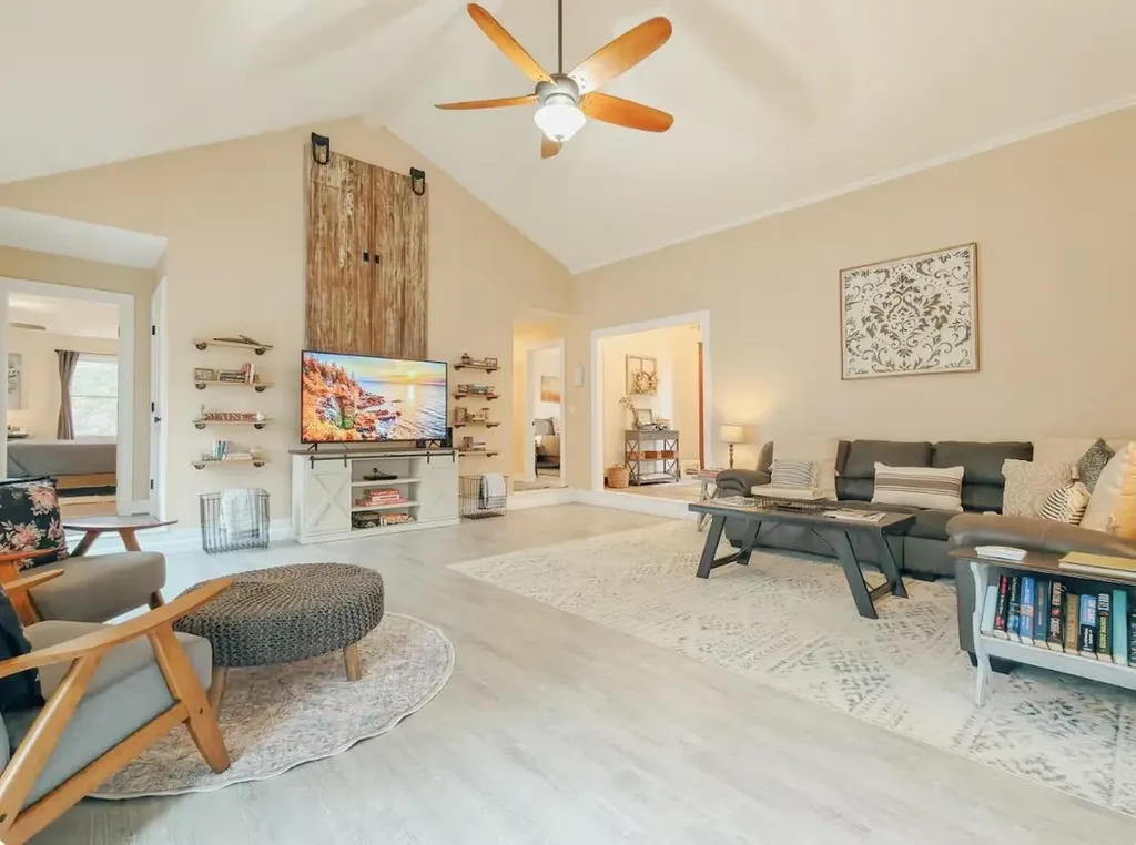 349 Douglas Highway Lamoine ME 04605