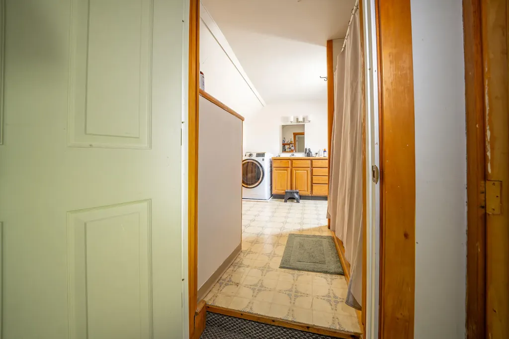 177 Lebanon Road Winterport ME 04496