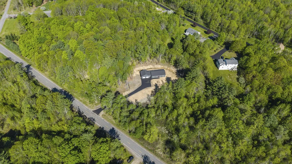 940 Webber Pond Road Vassalboro ME 04989