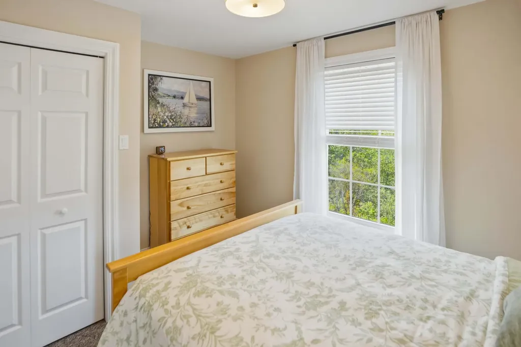 20 Easy Street Lubec ME 04652