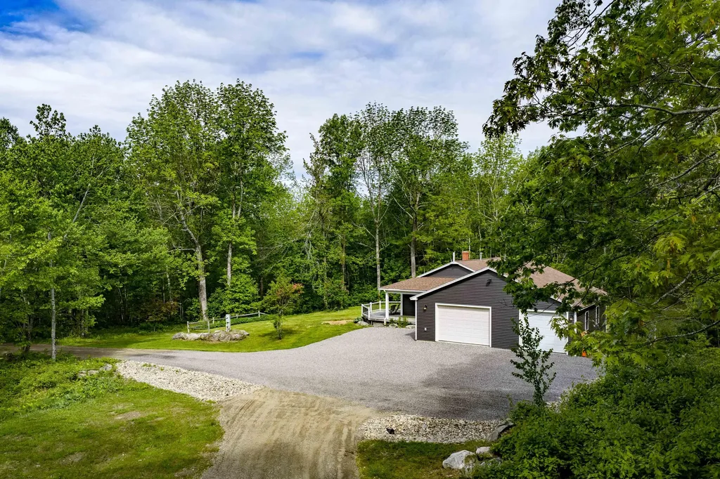 417 Searsmont Road Lincolnville ME 04849