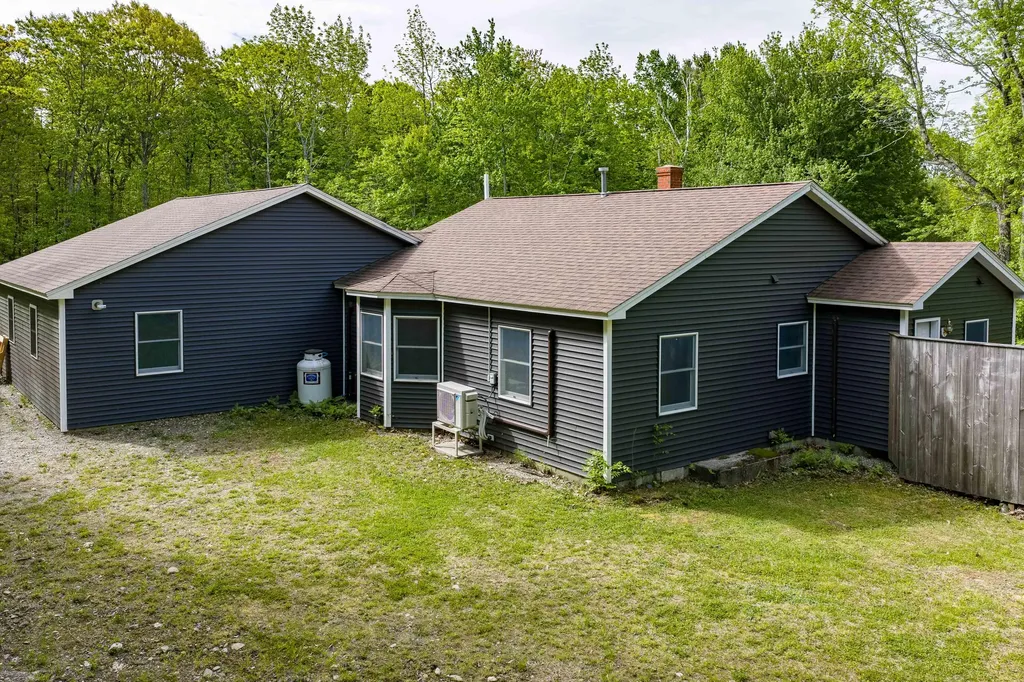 417 Searsmont Road Lincolnville ME 04849
