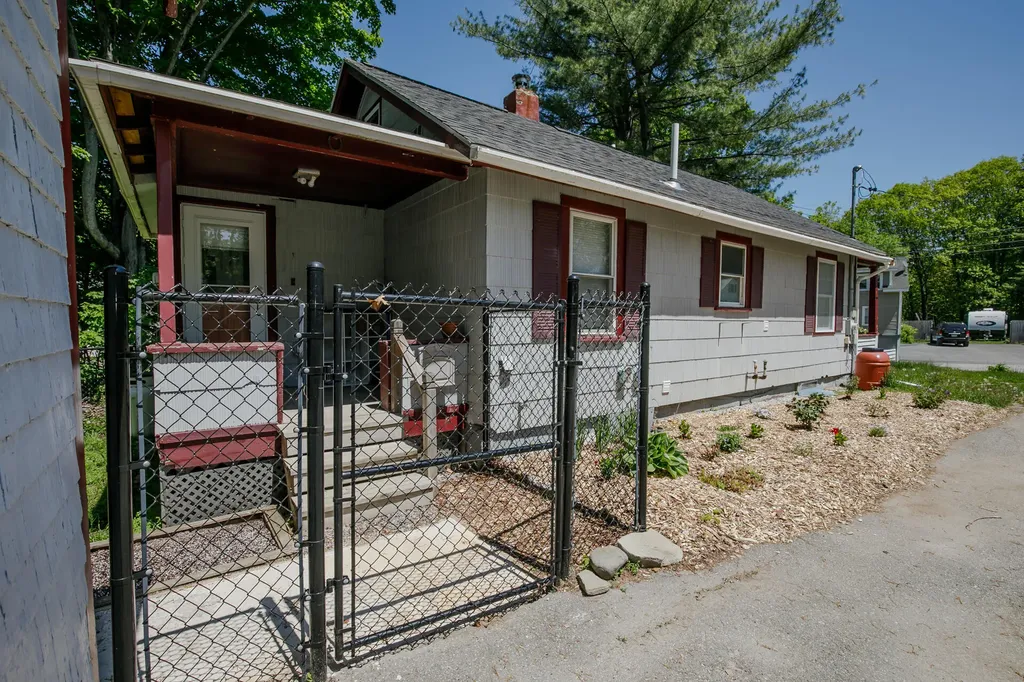 50 Hicks Road Augusta ME 04330