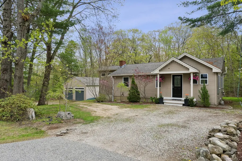 332 Portland Street Yarmouth ME 04096