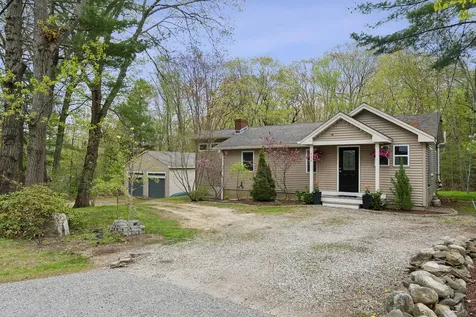 332 Portland Street Yarmouth ME 04096