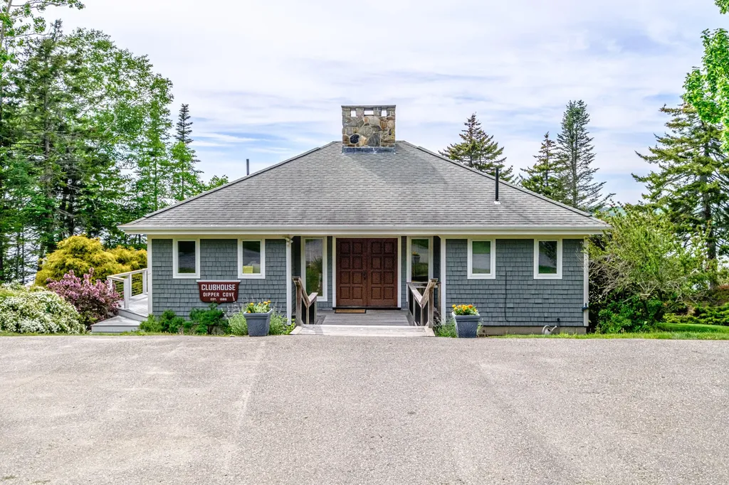 61 Dipper Cove Road Harpswell ME 04066