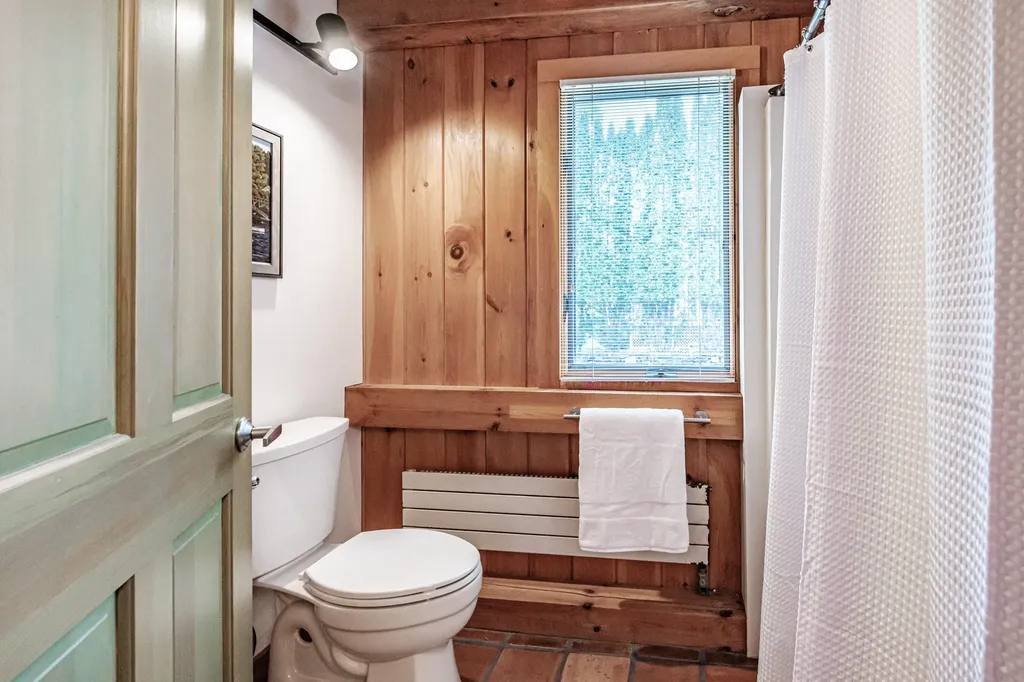 61 Dipper Cove Road Harpswell ME 04066