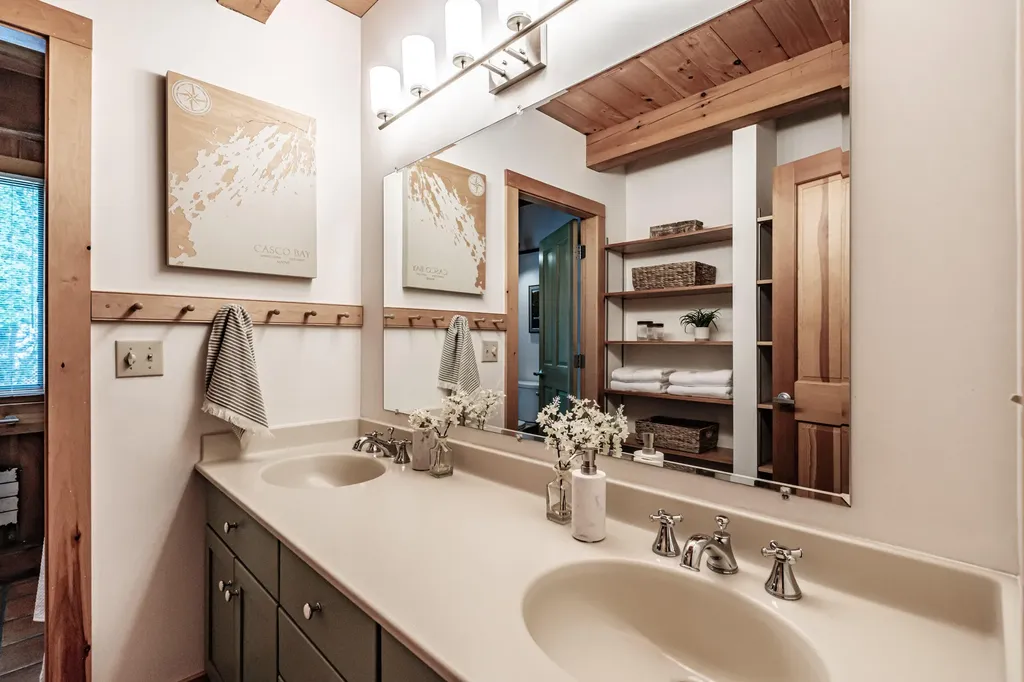 61 Dipper Cove Road Harpswell ME 04066