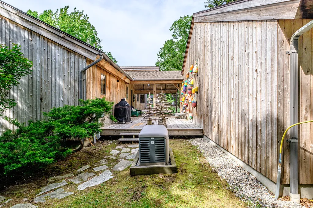 61 Dipper Cove Road Harpswell ME 04066