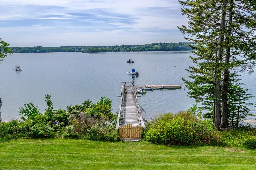 61 Dipper Cove Road Harpswell ME 04066