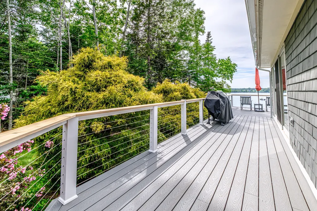 61 Dipper Cove Road Harpswell ME 04066