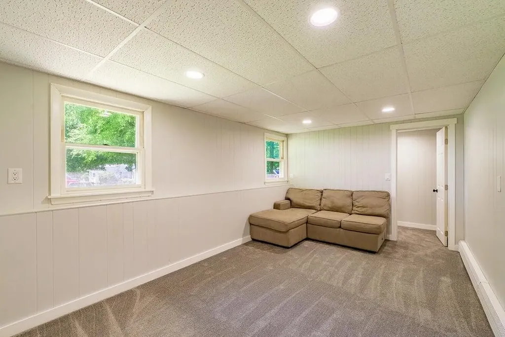 144 Highland Avenue Winthrop ME 04364