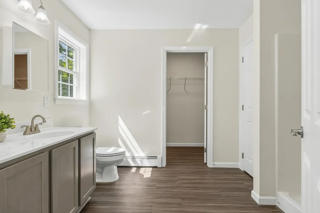 47 Evergreen Drive Boothbay ME 04537