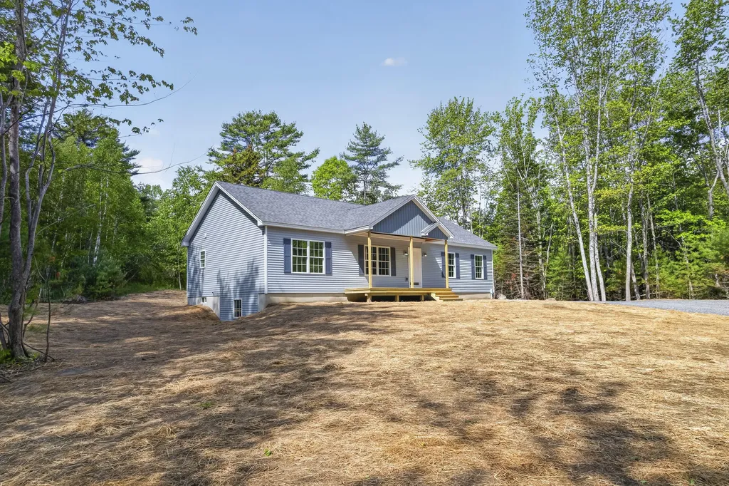 47 Evergreen Drive Boothbay ME 04537
