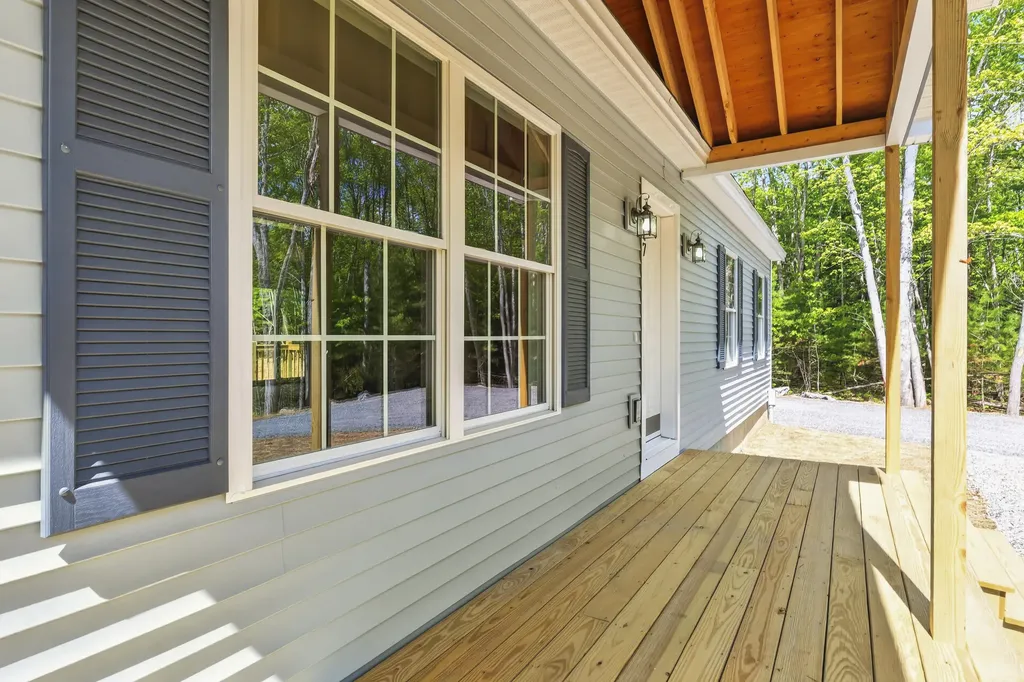 47 Evergreen Drive Boothbay ME 04537