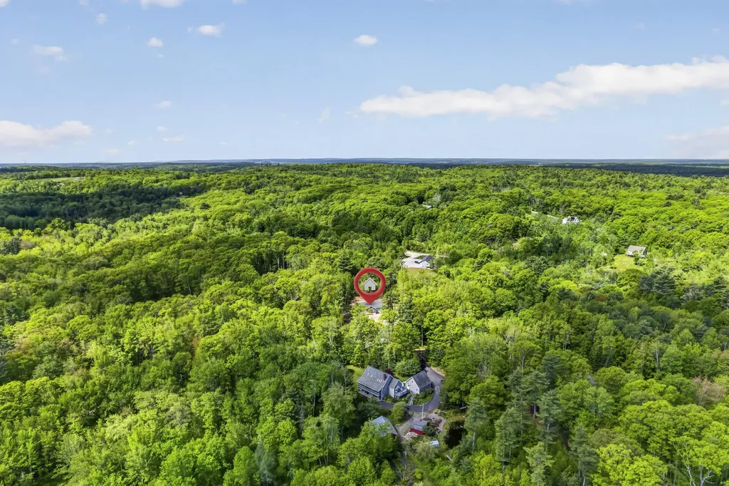 47 Evergreen Drive Boothbay ME 04537